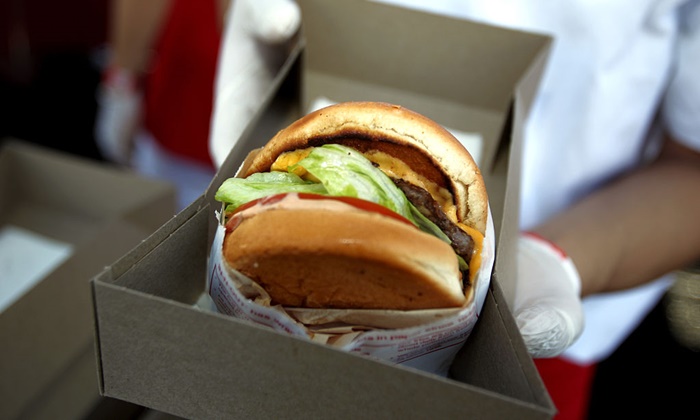 ร้านเบอร์เกอร์ In-N-Out แซงหน้า Google บริษัทน่าทำงานปี 2018