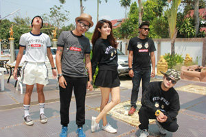 สุดเฟี้ยว.เสื้อผ้าอารมณ์ดี(FITandFULL)Byโก๊ะตี๋vsแจ๊ส ชวนชื่น